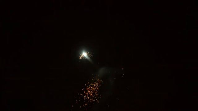 W504 МЕТЕОРИТ смотреть онлайн