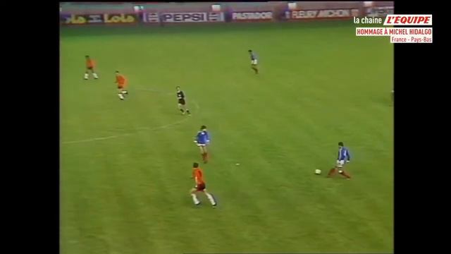 1982 FIFA World Cup (Qualifiers) - France vs Netherlands смотреть онлайн