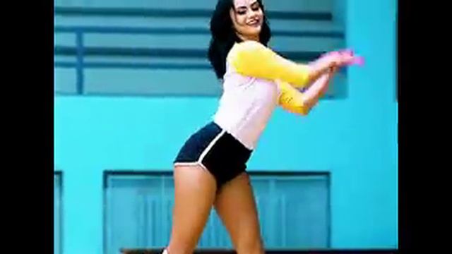 Dancing to Elevator music (GIF) смотреть онлайн