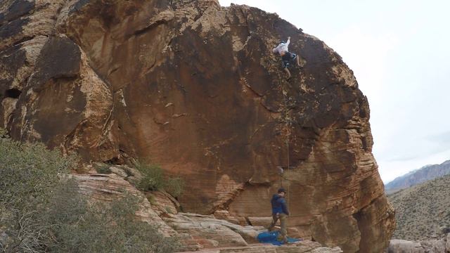 Conquistador (5.10a/b) - Civilization Crag, Red Rock, NV смотреть онлайн