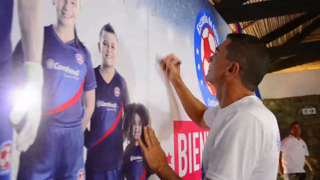 firmaFARYD MONDRAGON смотреть онлайн