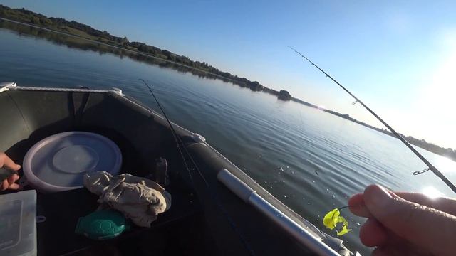 Окунёвая зорька с удилищами от Fish Season смотреть онлайн