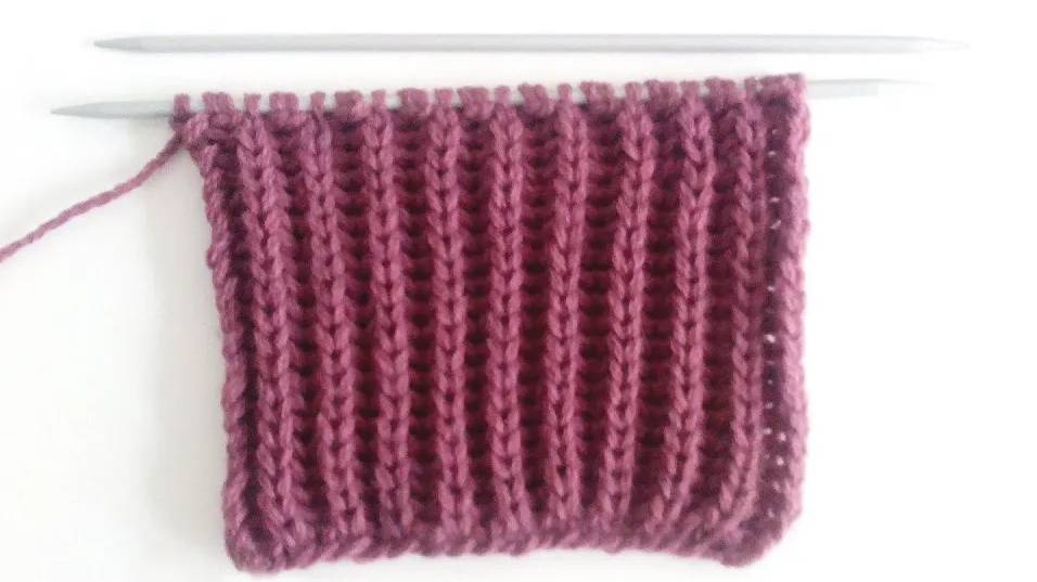 Как вязать АНГЛИЙСКУЮ РЕЗИНКУ спицами. Подробный урок. смотреть онлайн
