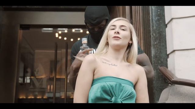 Bucks 100 - Look At Me [Music Video] @itsBuck100 | Link Up TV смотреть онлайн