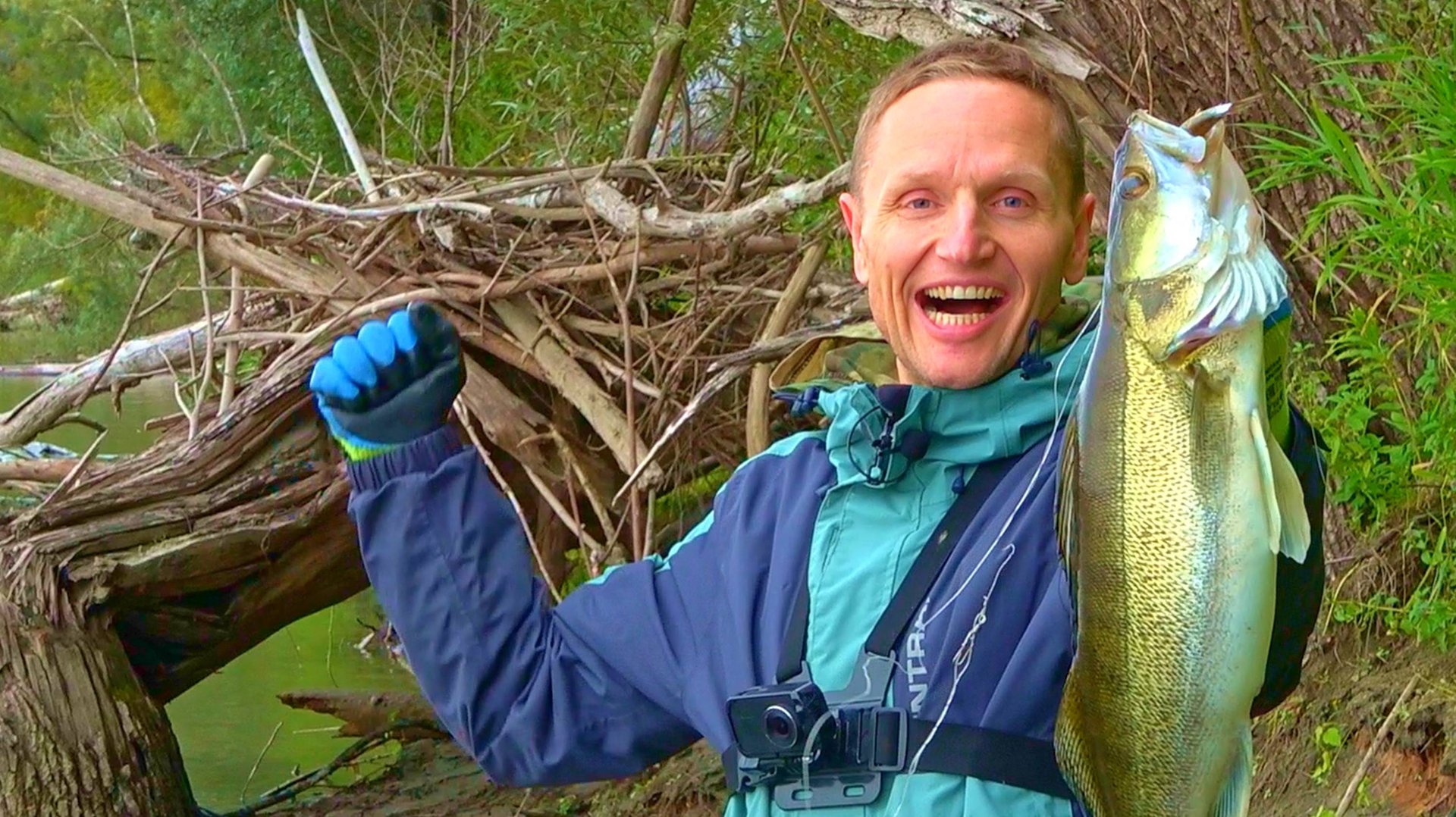 СУДАКИ САМОУБИЙЦЫ!! ТАЙМЕНЬ КЛЮЁТ НА СУДАКА! ВОТ ЭТО РЫБАЛКА