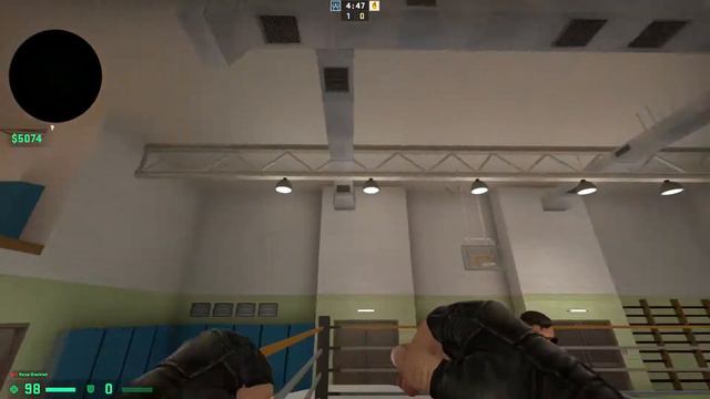 Boxing with a bot in CS:GO смотреть онлайн