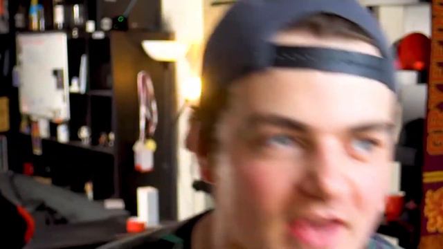 Ondra Vlček: The Czech Youtuber Dating a 13 Year Old смотреть онлайн