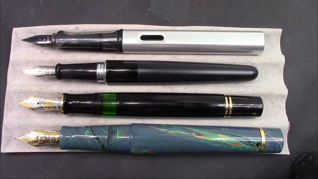 Santini Libra Caribbean Ebonite Fountain Pen Review смотреть онлайн