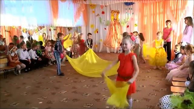 падают листья смотреть онлайн