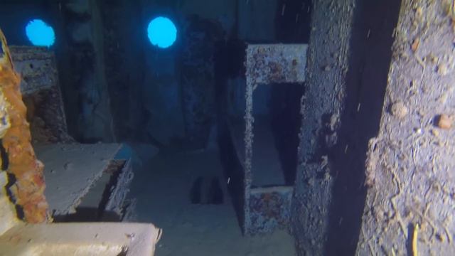 Diving the USNS Vandenberg смотреть онлайн