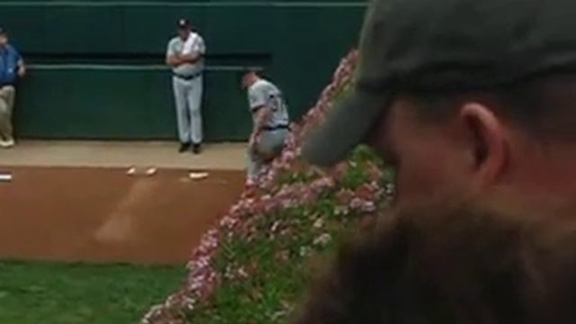 Strasburg warms up before Phils game Aug. 21 смотреть онлайн