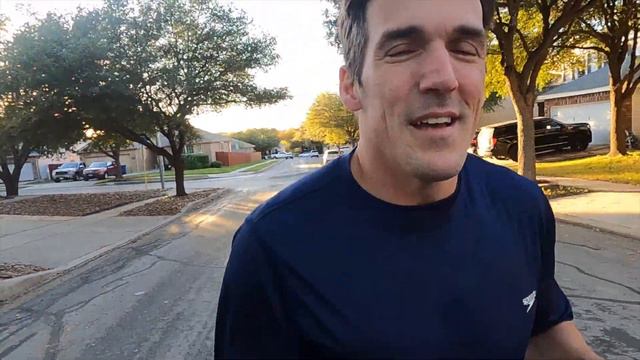 Breaking 1:25 - Half Marathon Training:- Ep.1 Austin 3M Half Marathon смотреть онлайн