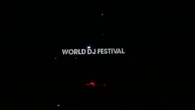 Porter Robinson - Fellow Feeling (Live Edit) @ WORLD DJ FESTIVAL 2018 Live смотреть онлайн