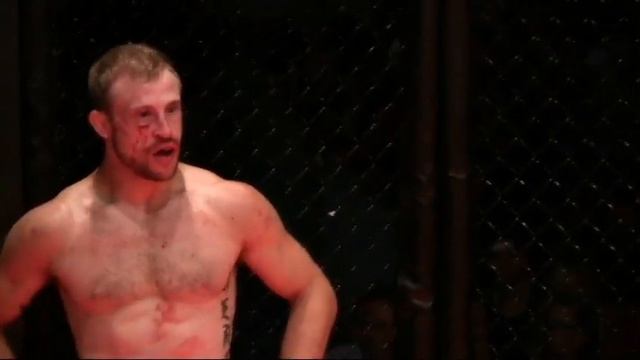Francis Healy vs Khama Worthy смотреть онлайн