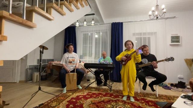 Москвичи. La Fa Mi Do 05.23