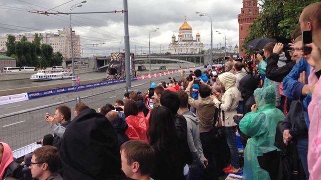 Moscow City Racing. 21.07.2013 Kremlyovskaya nab. (3) смотреть онлайн