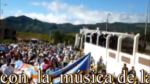 LLEGADA DE VIRGEN DEL CISNE A CATACOCHA (WILY 2013 .) смотреть онлайн