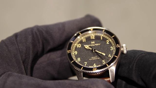 Der Überflieger in 38mm?! Hamilton Khaki Aviation Pilot Pioneer H76205530 | Review | Olfert&Co смотреть онлайн