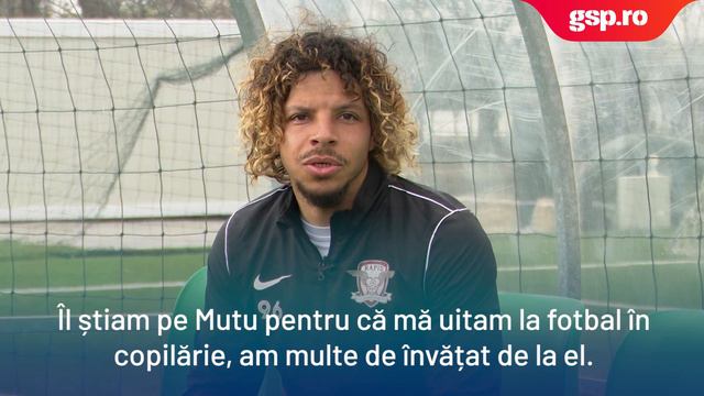 Jayson Papeau: „Pentru mine, Adi Mutu e cel mai bun fotbalist român. De Gică Hagi nu auzisem” смотреть онлайн