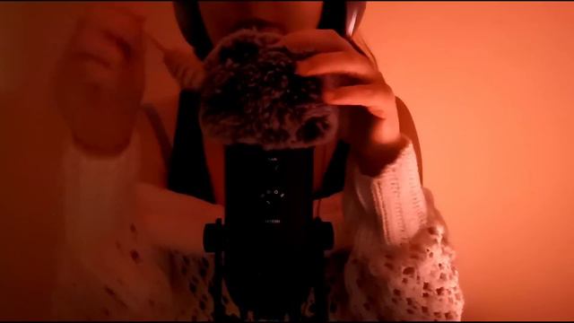 ASMR - FAST INTENSE MIC TRIGGERS | Scratching, Rubbing.. Sponge, honey spoon.. Up close Soft Spoken смотреть онлайн