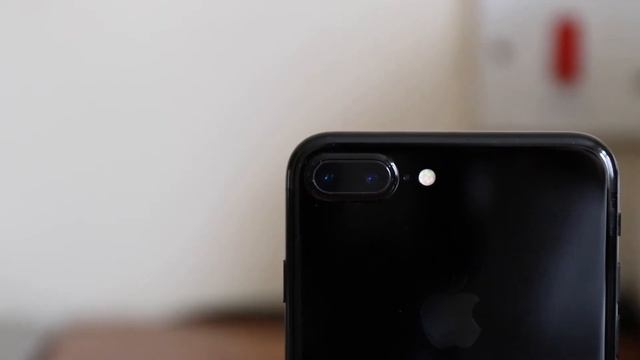 Iphone 7 Plus Revisit (10 Months Later) смотреть онлайн