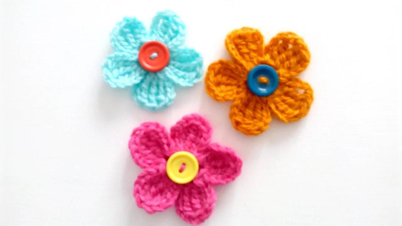 Вязание крючком: ПРОСТЫЕ цветы | Урок для начинающих смотреть онлайн