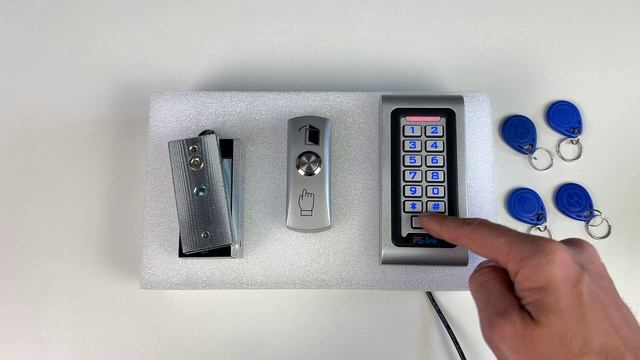 Настройка Комплекта СКУД на одну дверь Ps-Link KIT-S601EM-WP-W-180 / магнитный замок 180 кг / кодова смотреть онлайн