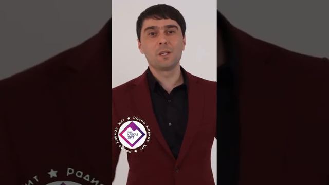 Эмирсултан Бегеев — Пацаны, влюбился смотреть онлайн