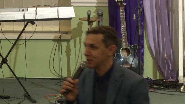 Воскресное служения 16.01.2022 / Бог работает за кулисами - Сергей Болдырев смотреть онлайн
