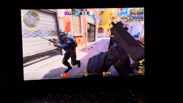 Counter-Strike 2 - (MSI) Raider GE67HX + RTX 3080 Ti Laptop GPU смотреть онлайн