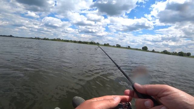 Окунь на лягушачью икру смотреть онлайн