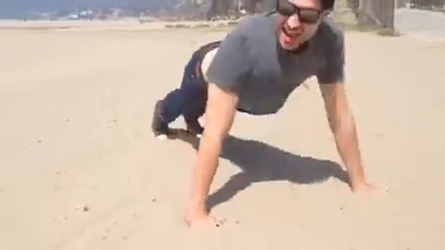 Matt Dallas 22 Pushups for #22KILL смотреть онлайн