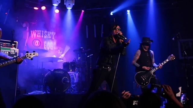 Jyrki 69-Gothic Girl @ The Whisky A Go Go смотреть онлайн