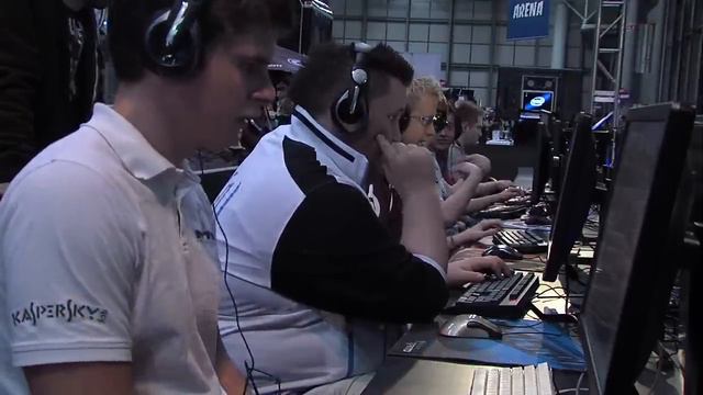 Counter-Strike Global Offensive: America vs. Europe смотреть онлайн