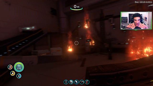 Subnautica Ep 3 - Building The Seamoth! Fixing Radiation Leak (Subnautica Playthrough) смотреть онлайн