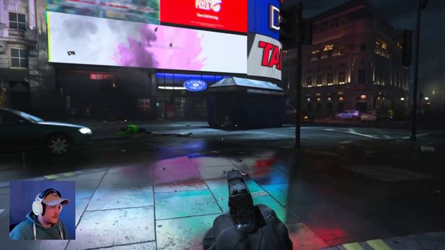 Royal Marine Plays Piccadilly! Call of Duty Modern Warfare! смотреть онлайн