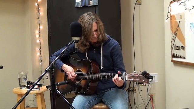 Tracy Grammer "Hard To Make It" Live on Stay Tuned смотреть онлайн