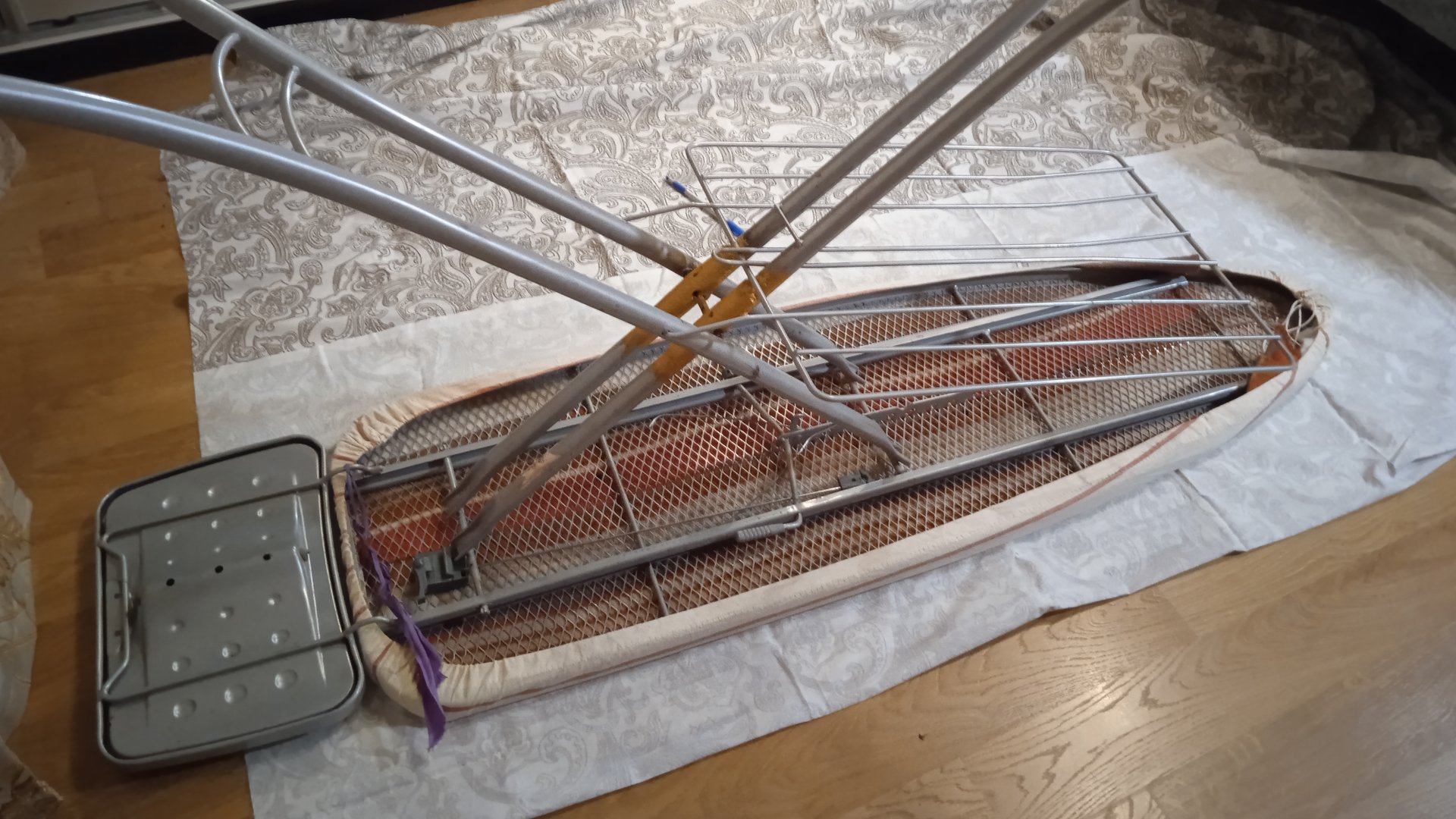 Сшила за 30 минут: узнала новый хитрый способ как сшить чехол на гладильную доску (без подгибов) смотреть онлайн