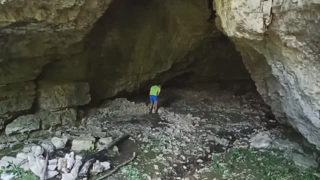 Пещера Саксофон,Флейта смотреть онлайн