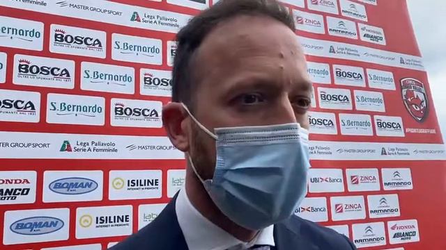 Il presidente argentino Jose Cartellone della Bosca San Bernardo смотреть онлайн