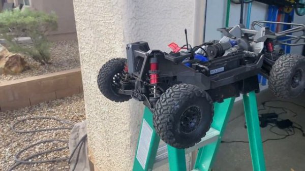 Traxxas Maxx Slash! Epic mistakes were made!