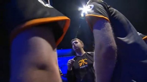 [LIVE] CS:GO : Cloud9 vs compLexity [Train] Map 1