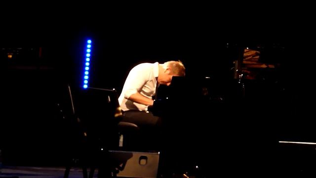 Sunrise Avenue - Welcome To My Life @ Sellosali Espoo 16.12.2010 смотреть онлайн