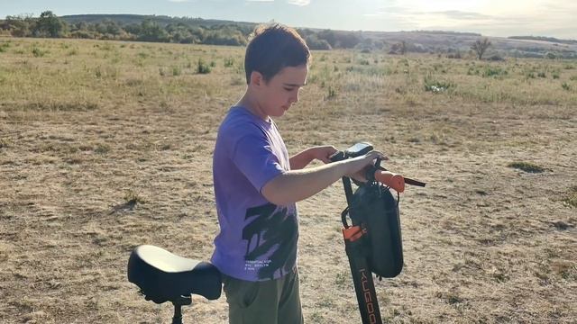 Электро самокат Kugoo M 4 PRO MAX по бездорожью.