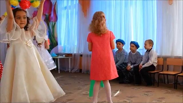 Танец с обручами на 8 марта смотреть онлайн