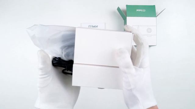 TrueConf WebCam B6: Распаковка веб-камеры для видеоконференций смотреть онлайн