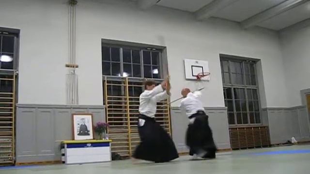 17 Yokomen-Uchi Omote Shihonage (Ken-tai-Ken)