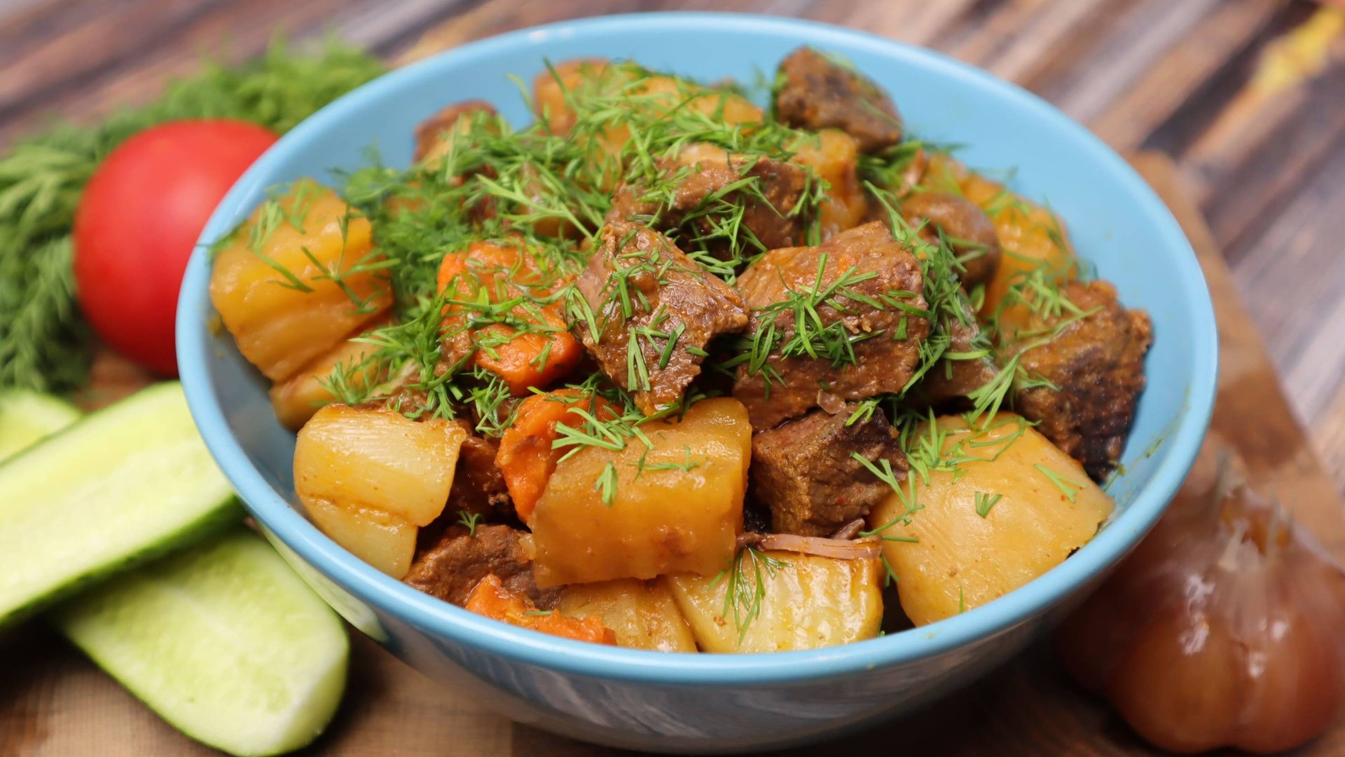 Рецепт - 🥩 Тушеное мясо в банке с овощами, получается как из печи/Простой рецепт! смотреть онлайн