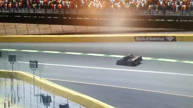 Iracing: NASCAR Camping World Truck Series at Charlotte: Dani Berger Spins Out Under Caution смотреть онлайн
