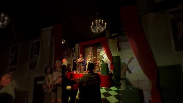 Fito y fitipaldis-Me equivocaria otra vez-Carretera 80 El Cid 27-05-23 смотреть онлайн